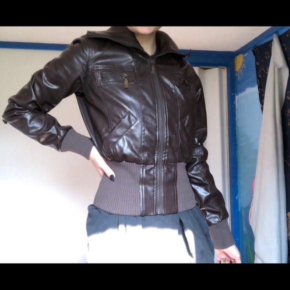 Women’s Leather jacket - Picture 4 of 4